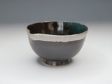 うたげ　片口抹茶碗　黒銀