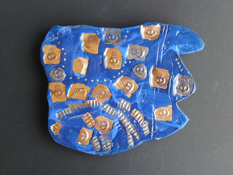 ブルードクロ陶板　　　　　　　　Blue Skull Panel