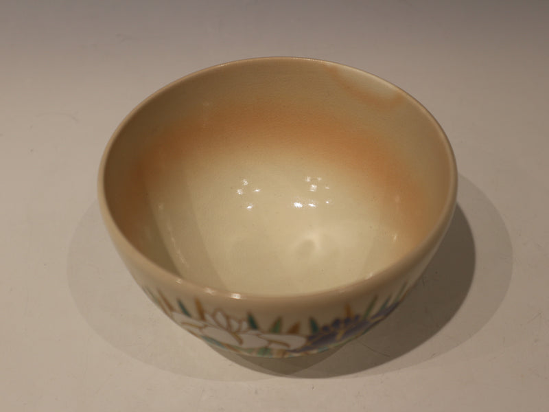 色入あやめ 茶盌