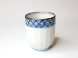 Teacup with auspicious small pattern on the rim | Yamamoto Ichiraku