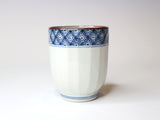 Teacup with auspicious small pattern on the rim | Yamamoto Ichiraku